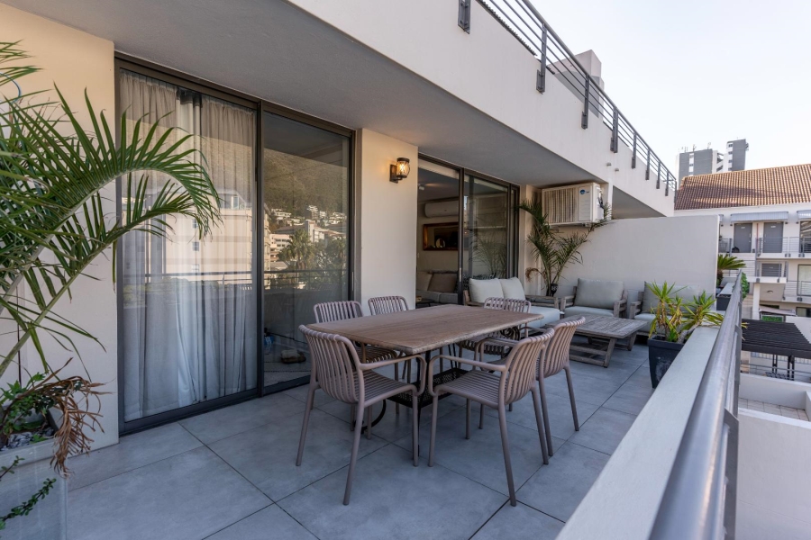 To Let 2 Bedroom Property for Rent in Sea Point Western Cape